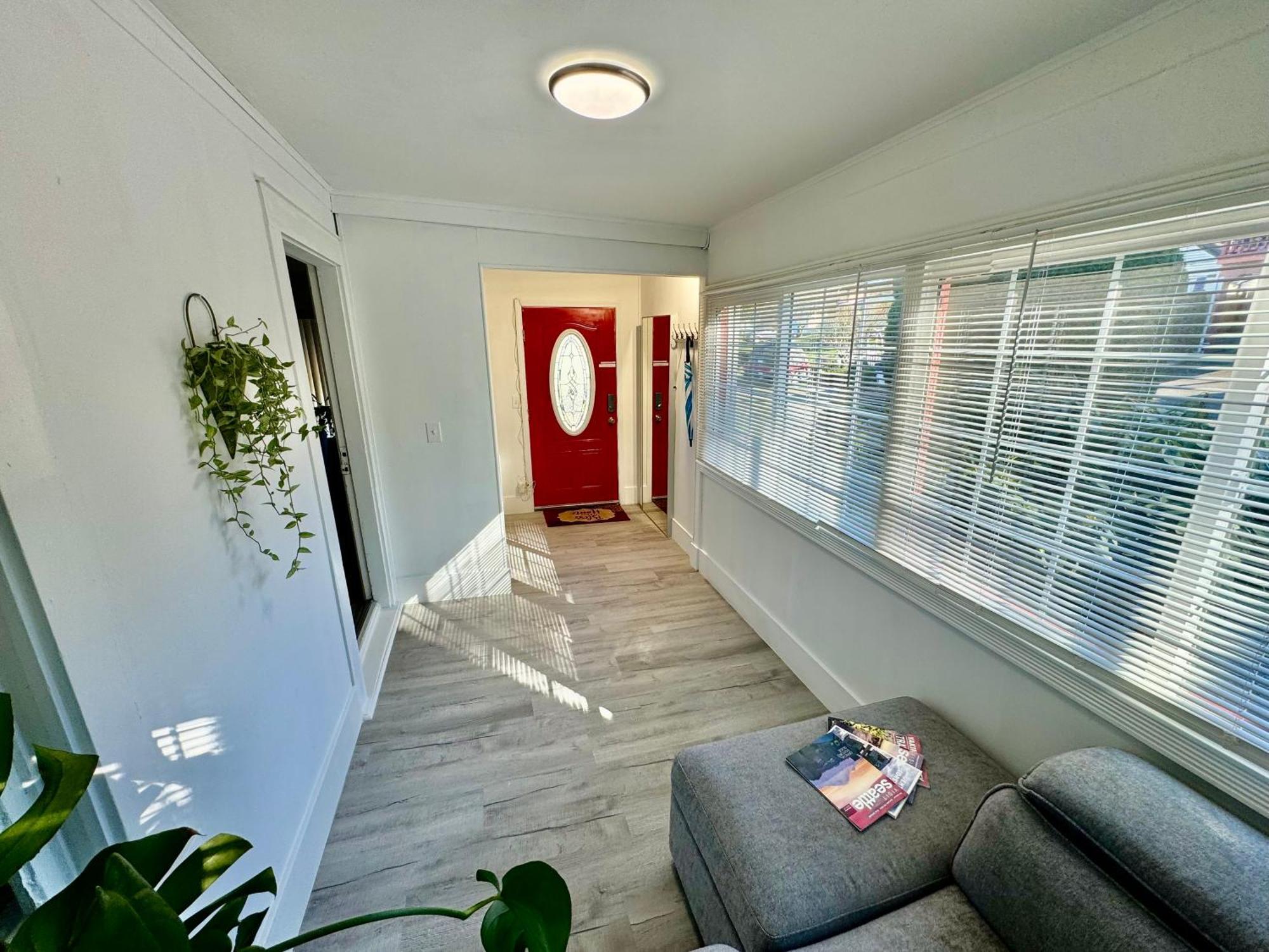 Seattle Home With 2 Bedrooms A King Bed Queen Bed And An Extra Sofa Bed Located 10 Minutes From Seatac Airport And 20 Minutes From Downtown Exteriér fotografie